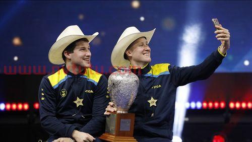 休斯顿世乒赛男双季军是谁(卡尔松世乒赛冠军)